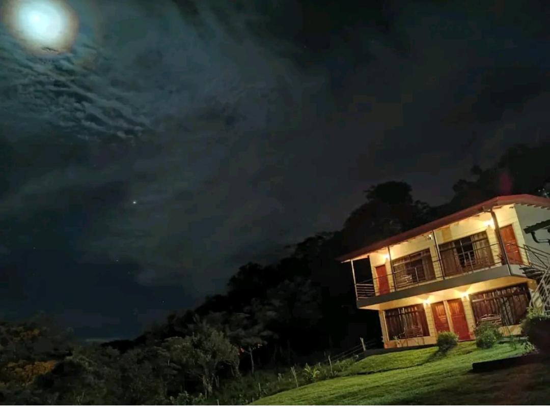 Monteluna Studios Monteverde Εξωτερικό φωτογραφία